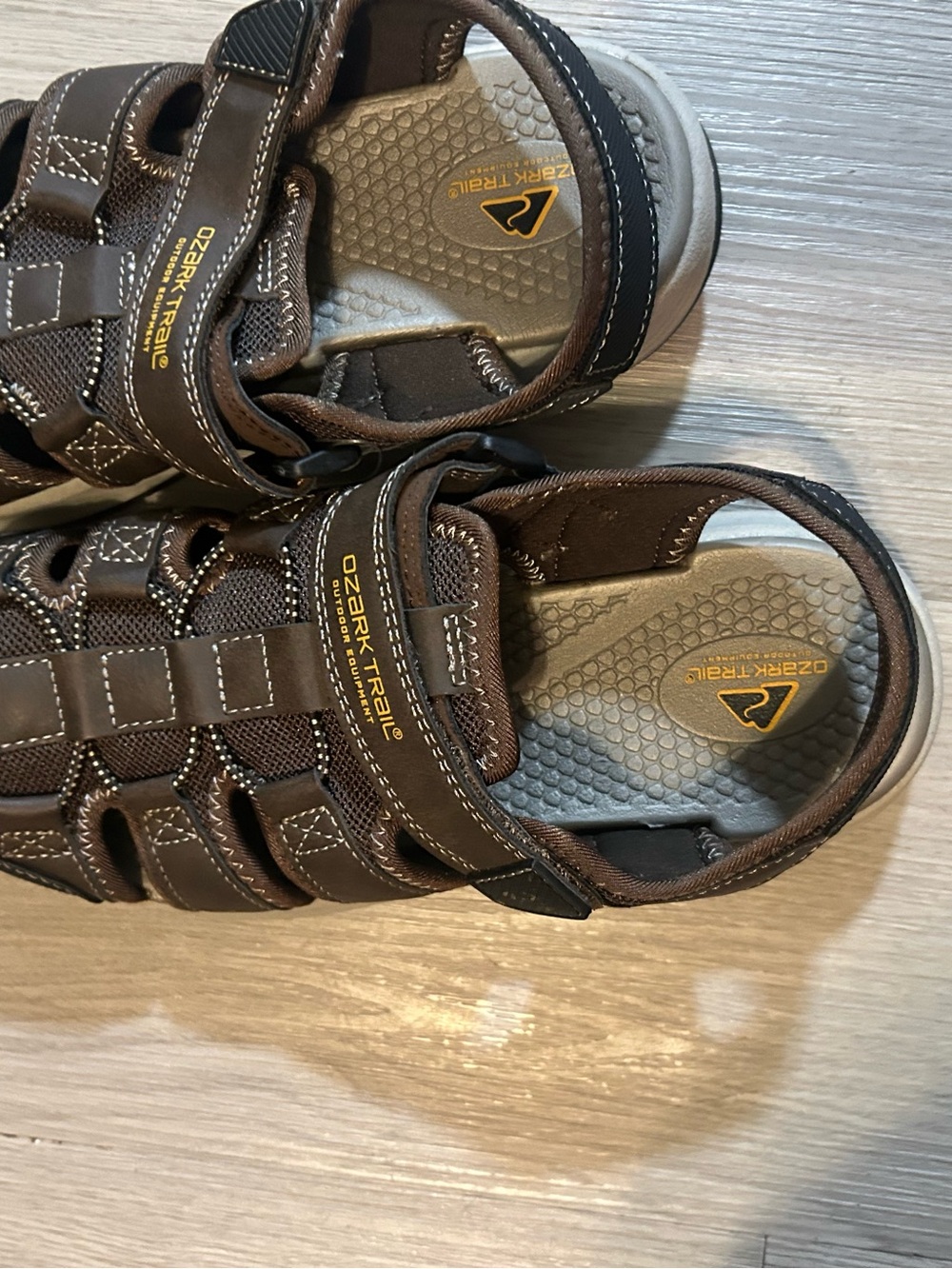 Ozark Trail Men's Dark Brown Closed-Toe Hiking Sandals